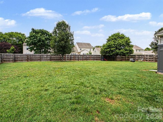 156 Barrington Drive, Mount Holly, NC 28120