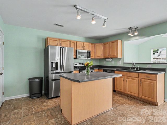156 Barrington Drive, Mount Holly, NC 28120