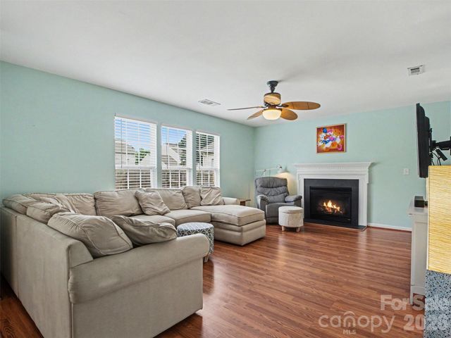 156 Barrington Drive, Mount Holly, NC 28120