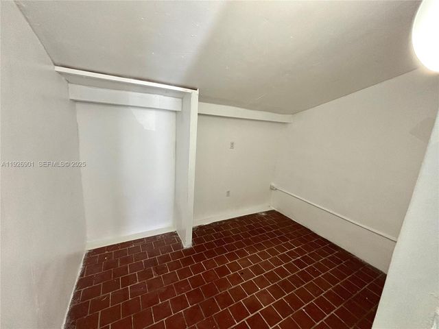 2145 NW 64th St, Miami, FL 33147