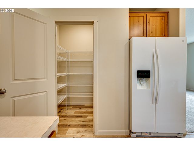 5905 Ne 56TH Cir, Vancouver, WA 98661