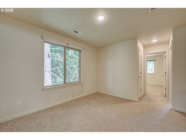 5905 Ne 56TH Cir, Vancouver, WA 98661