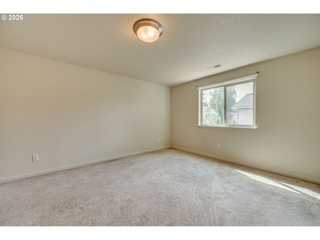 5905 Ne 56TH Cir, Vancouver, WA 98661