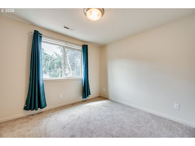 5905 Ne 56TH Cir, Vancouver, WA 98661