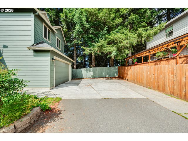 5905 Ne 56TH Cir, Vancouver, WA 98661