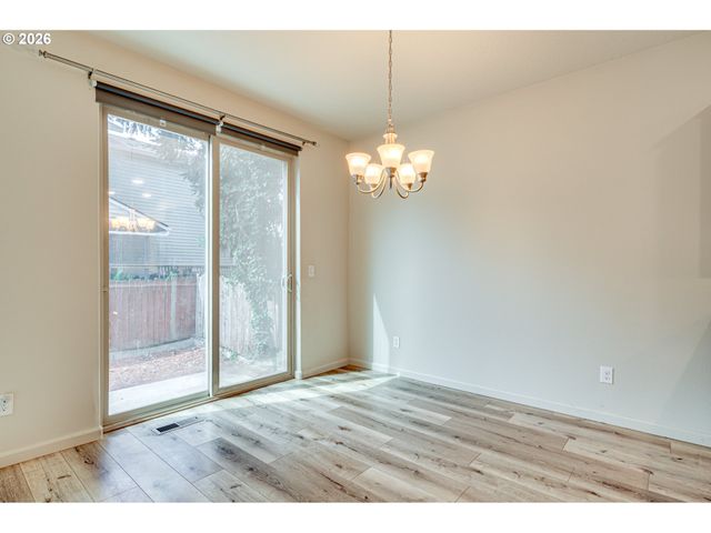 5905 Ne 56TH Cir, Vancouver, WA 98661