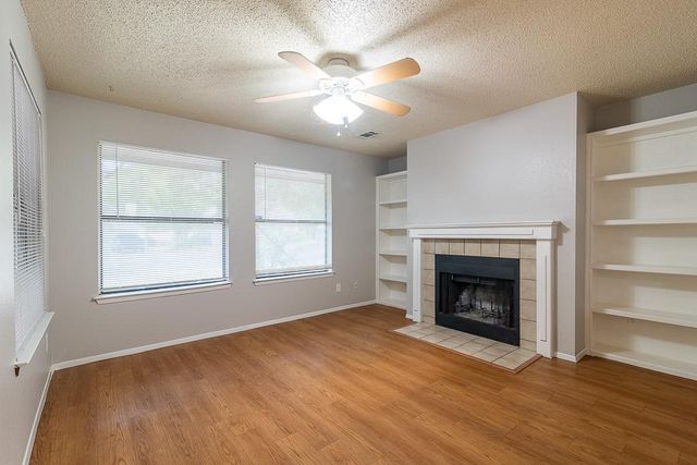 2906 Jadewood CT B, Austin, TX 78748