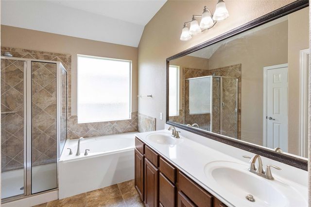 13814 Mckinney Creek Lane, Houston, TX 77044