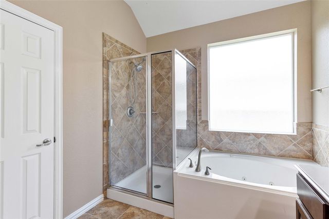 13814 Mckinney Creek Lane, Houston, TX 77044