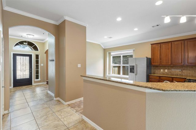 13814 Mckinney Creek Lane, Houston, TX 77044