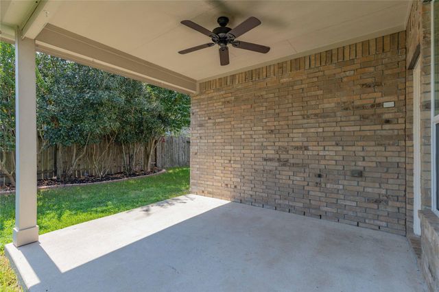 13814 Mckinney Creek Lane, Houston, TX 77044