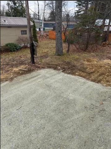 10 Courtesy Avenue, Belmont, NH 03220