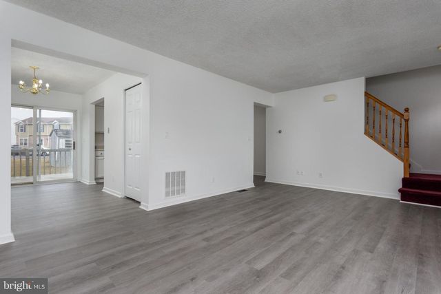 40 JOHNS DR, Enola, PA 17025