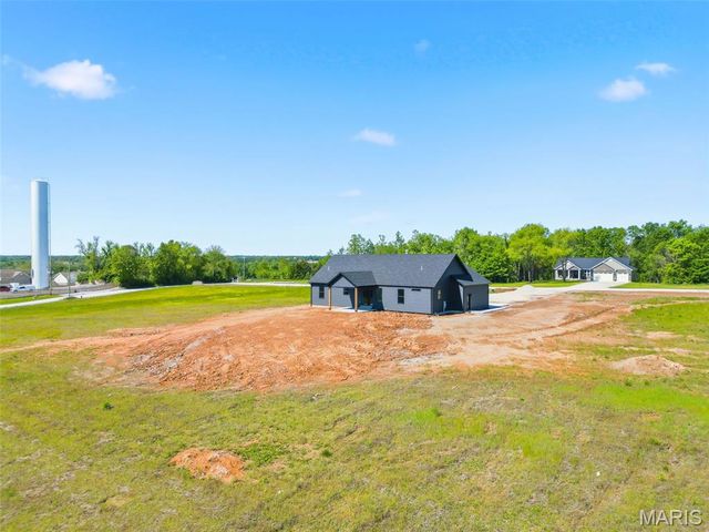 108 Hickory Heits Court, Moscow Mills, MO 63362