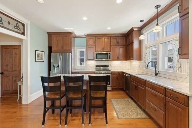 32 Sanford Street, Melrose, MA 02176