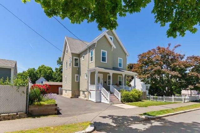 32 Sanford Street, Melrose, MA 02176