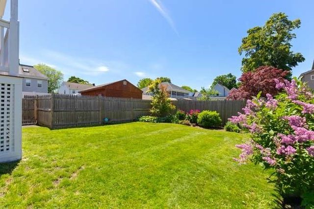 32 Sanford Street, Melrose, MA 02176