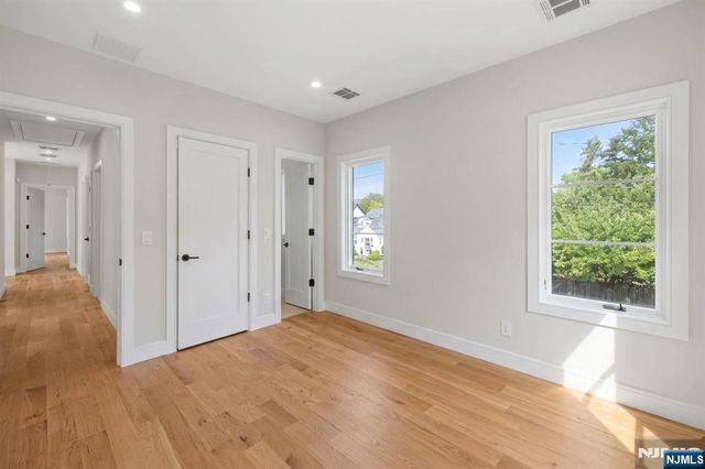 2 Pleasant Avenue, Tenafly, NJ 07670