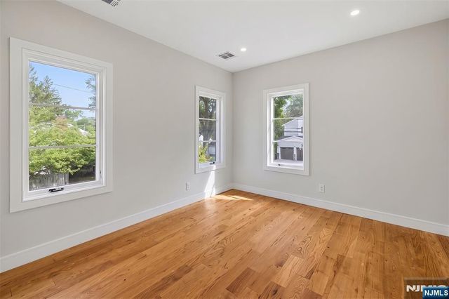 2 Pleasant Avenue, Tenafly, NJ 07670