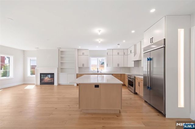 2 Pleasant Avenue, Tenafly, NJ 07670
