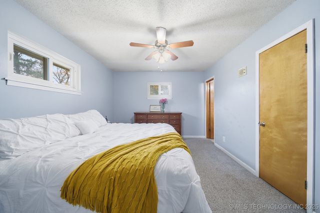 8402 S 67th West Avenue, Sapulpa, OK 74131