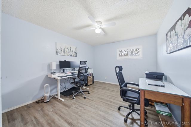 8402 S 67th West Avenue, Sapulpa, OK 74131