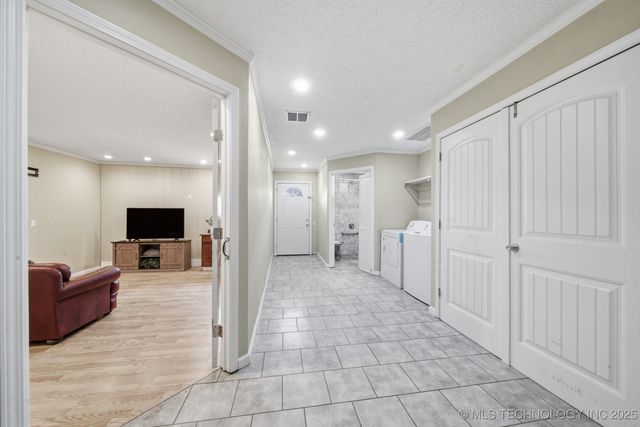 8402 S 67th West Avenue, Sapulpa, OK 74131