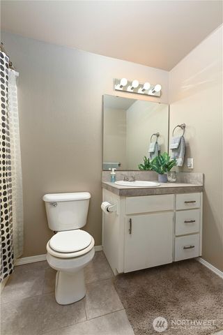 807 E Stanley Place, Granite Falls, WA 98252