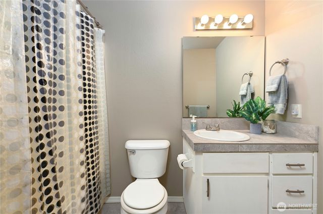 807 E Stanley Place, Granite Falls, WA 98252