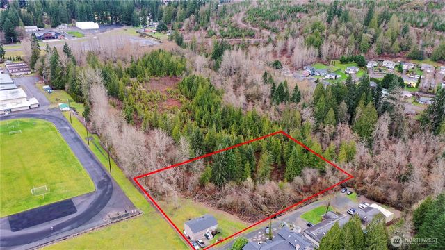 807 E Stanley Place, Granite Falls, WA 98252