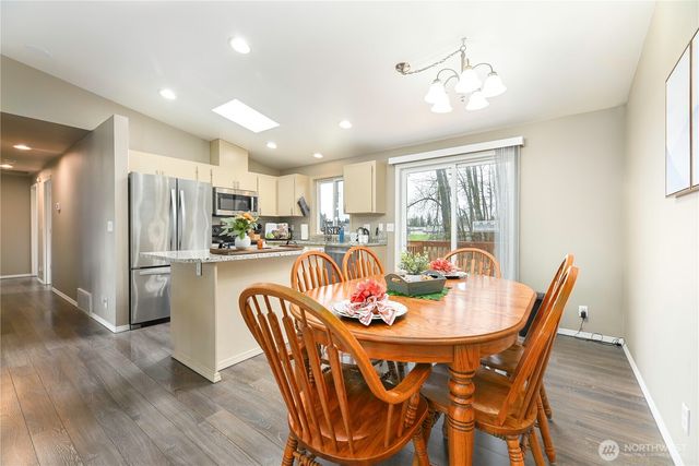 807 E Stanley Place, Granite Falls, WA 98252