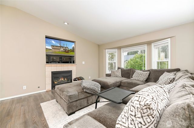 807 E Stanley Place, Granite Falls, WA 98252