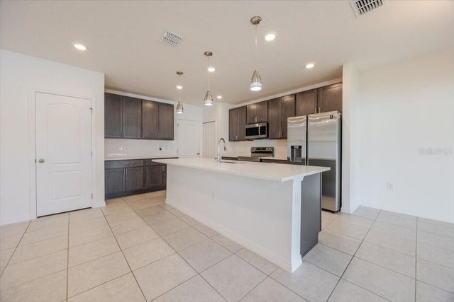 900 BOCAVISTA COURT, Davenport, FL 33896