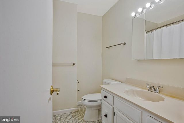 607 RIDGE DR, Annapolis, MD 21403