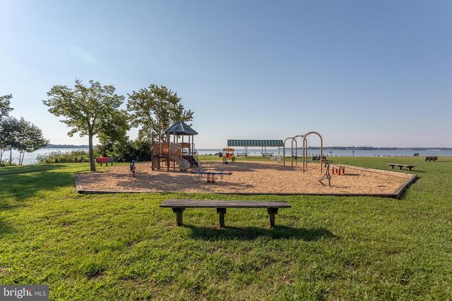 607 RIDGE DR, Annapolis, MD 21403