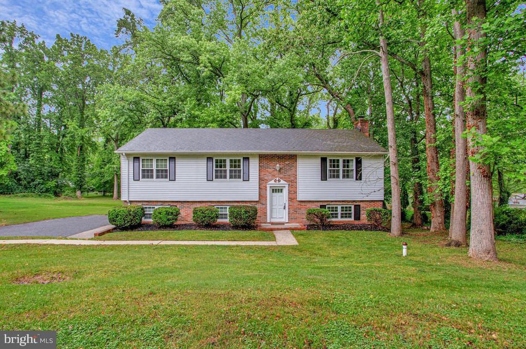 607 RIDGE DR, Annapolis, MD 21403