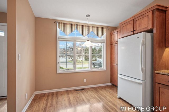 319 Winter Oak, Holland, MI 49424