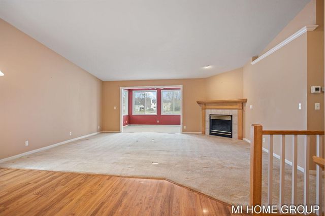 319 Winter Oak, Holland, MI 49424