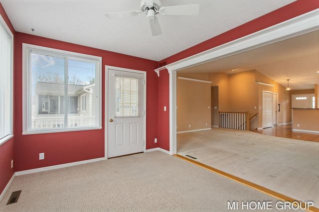 319 Winter Oak, Holland, MI 49424