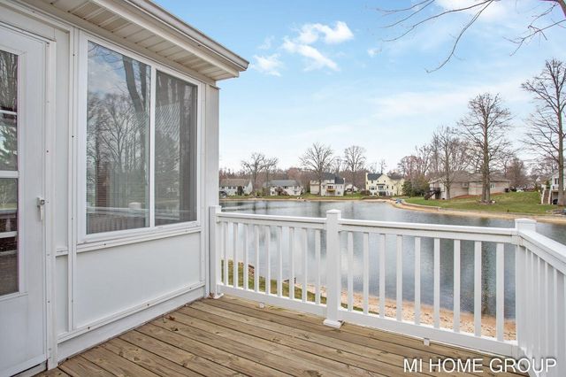 319 Winter Oak, Holland, MI 49424