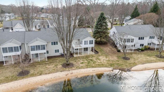 319 Winter Oak, Holland, MI 49424