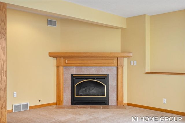 319 Winter Oak, Holland, MI 49424