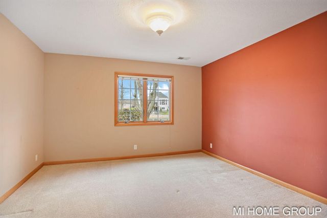 319 Winter Oak, Holland, MI 49424