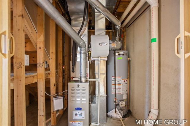 319 Winter Oak, Holland, MI 49424