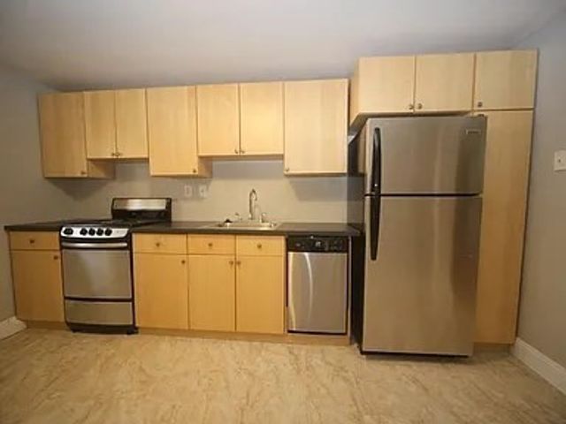 40 Bryon Rd 2, Boston, MA 02467