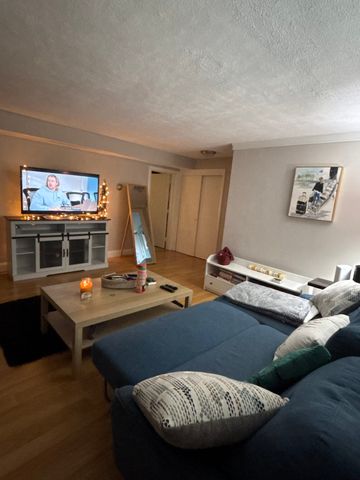 40 Bryon Rd 2, Boston, MA 02467