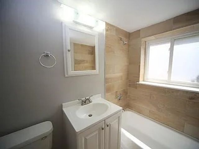 40 Bryon Rd 2, Boston, MA 02467
