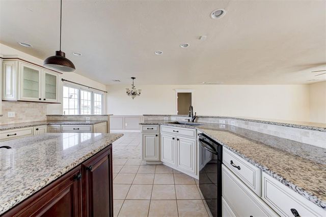 7301 Moonlight Drive, Norman, OK 73026