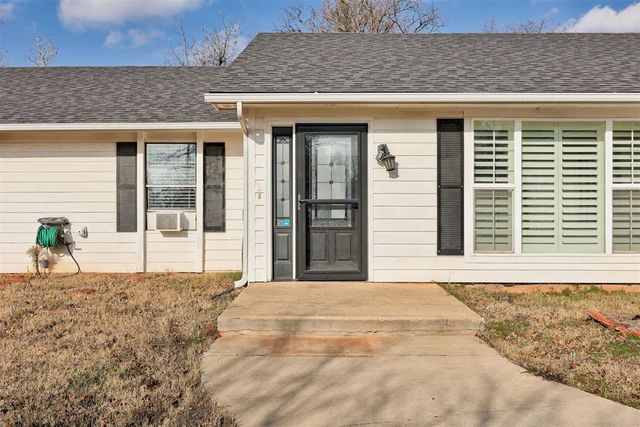 7301 Moonlight Drive, Norman, OK 73026