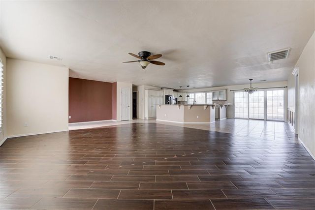 7301 Moonlight Drive, Norman, OK 73026